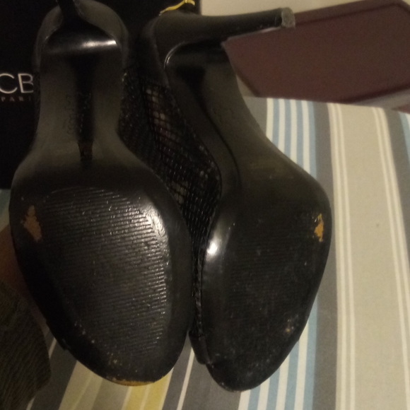 BCBG - Picture 4 of 4